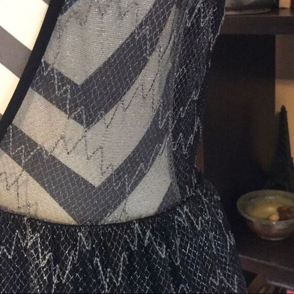Size 6 Pins & Needles Metallic Open Back Dress NWT - Picture 7 of 8